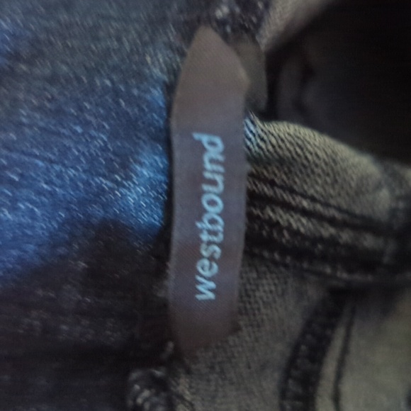 Jeans - Picture 4 of 5